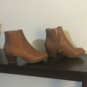 Brown ankle boots